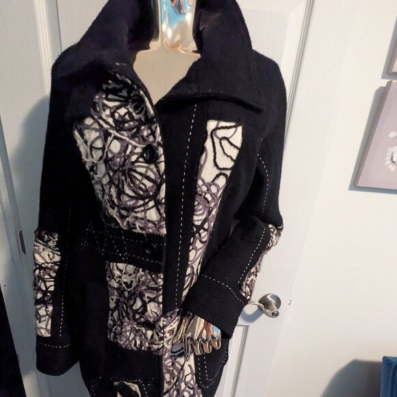 Alison Sheri winter coat - Picture 1 of 14